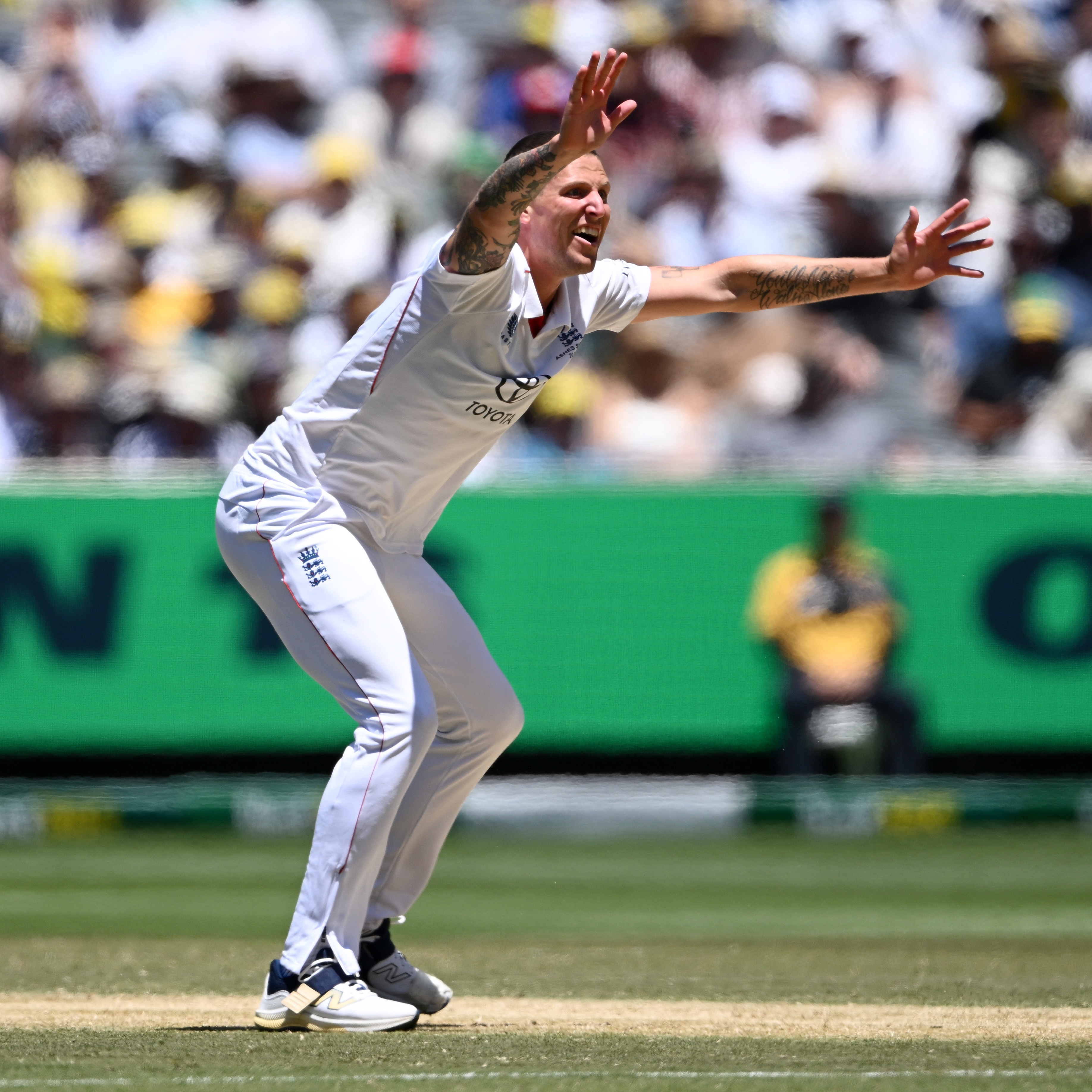 England seamer ruled out of IPL 2026 due to injury; SRH name ex-MI pacer as replacement