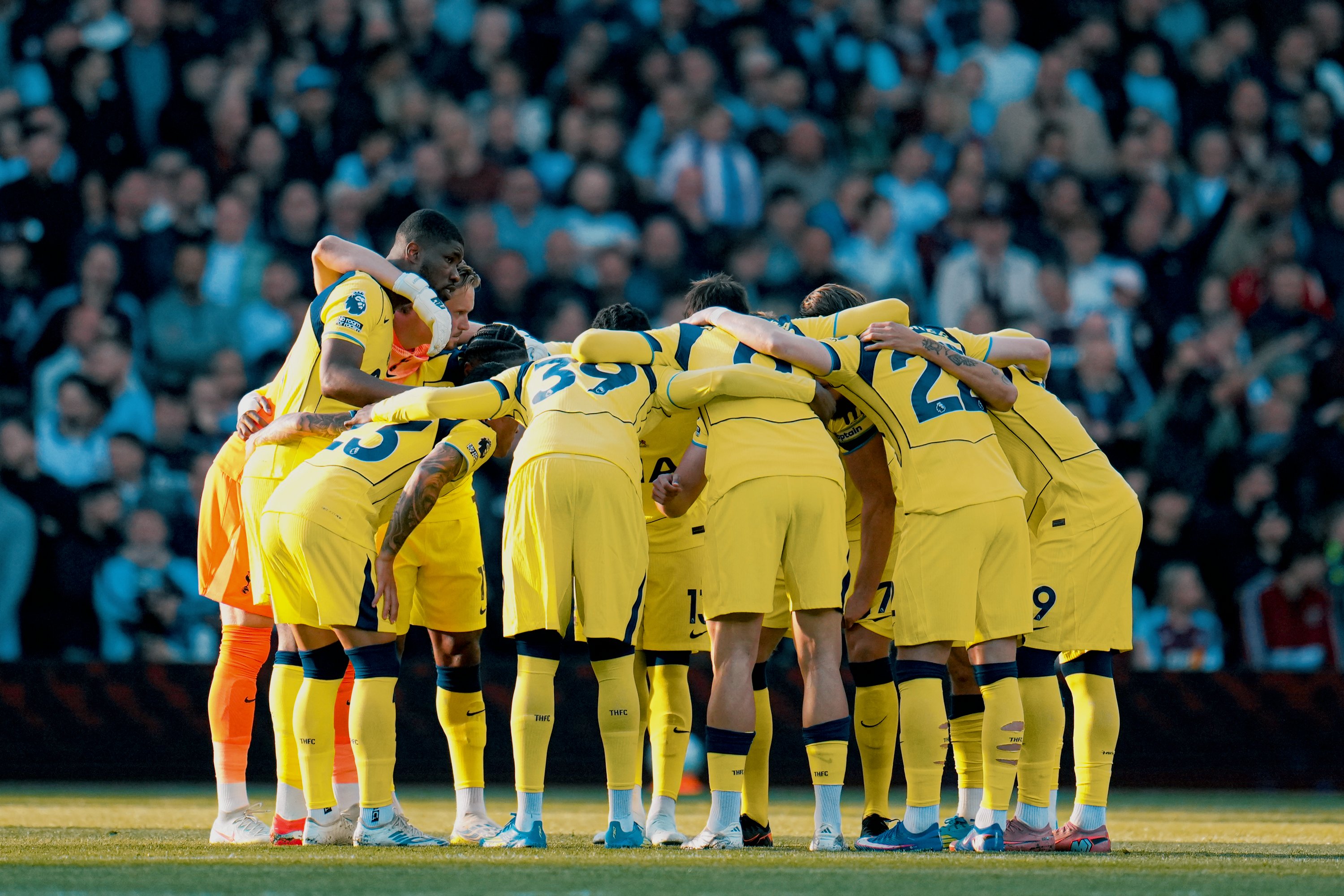 Tottenham or West Ham – Who are the favourites to avoid relegation in the final day Premier League showdown?